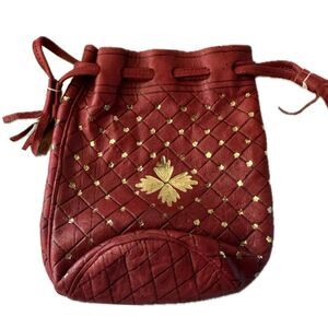 Vintage Red Leather Metallic Gold Faux Basket Weave Drawstring Bucket Pouch Bag
